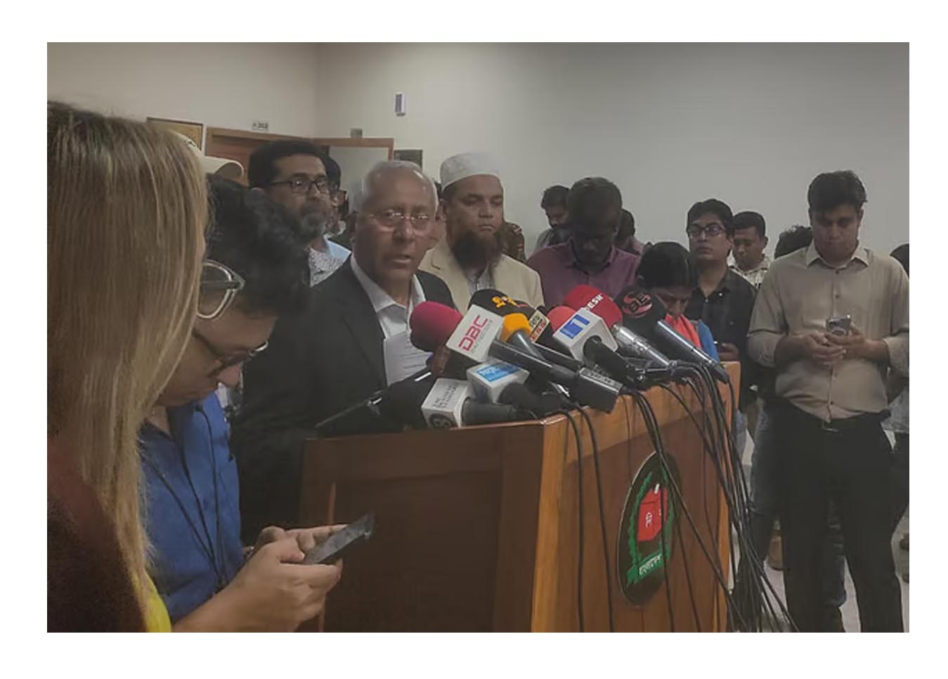 দেশের ভোটার এখন ১২ কোটি ৭৬ লাখ